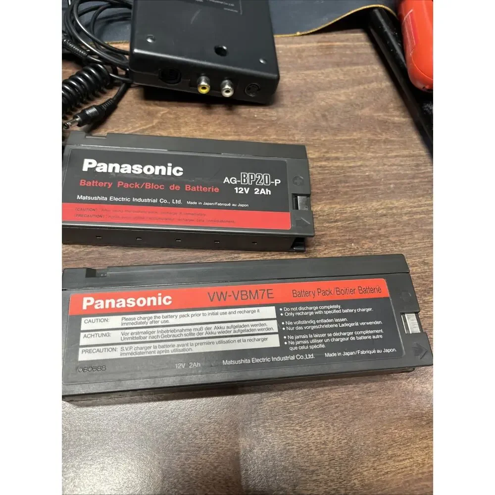 Vintage 1988 Panasonic AG-450 S-VHS Camcorder Reporter Kit w/Case, & Accessories